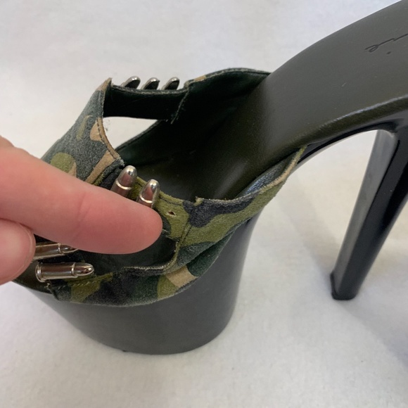 Ellie Camo Bullet Mules 6" Heel Size 6 Cloth metal and lacquered wood - Picture 4 of 7